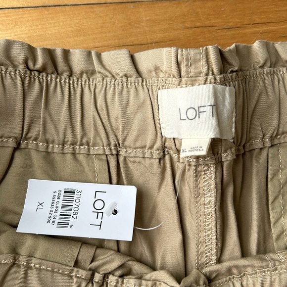Loft khakis - Picture 3 of 4